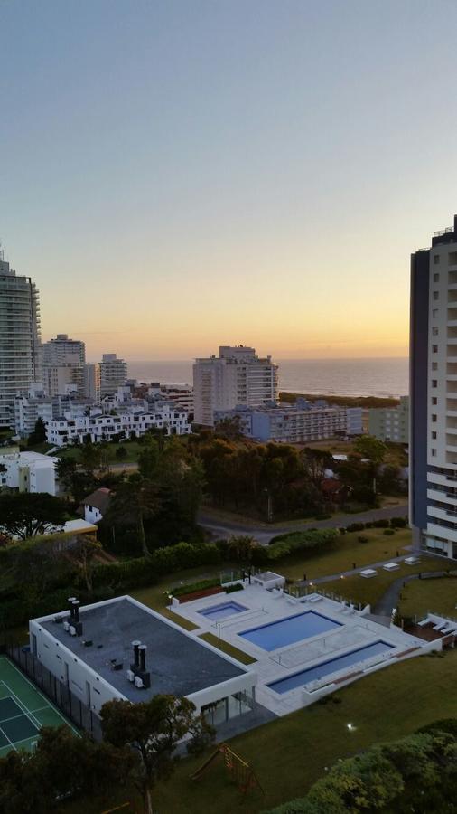 Apto Punta Del Este Con Vista Al Mar Exterior photo
